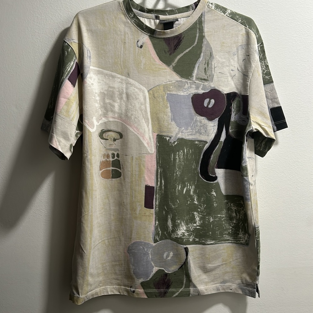 H&M Abstract Art T-Shirt